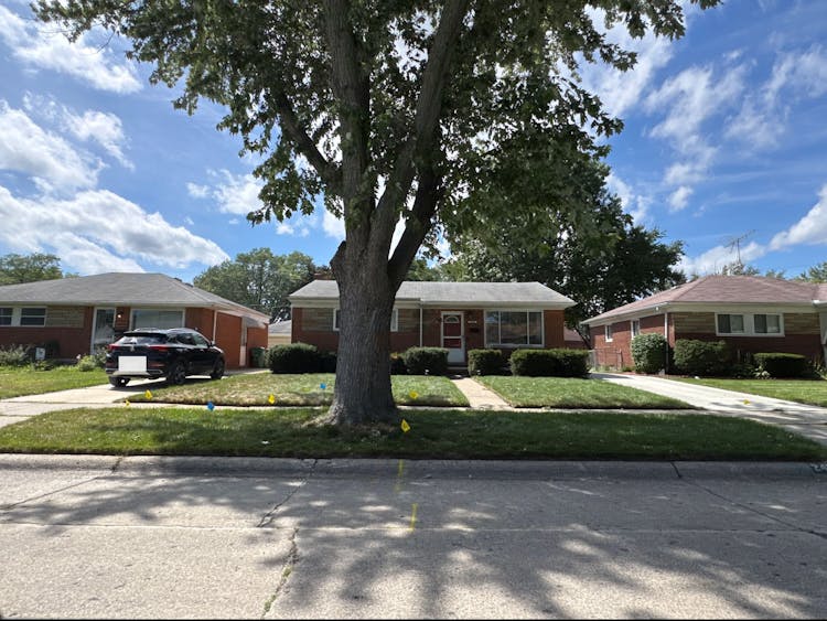 24505 Beck Ave Eastpointe, MI 48021, Macomb County