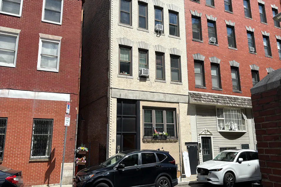 15 Charter St #3 Boston, MA 02113, Suffolk County
