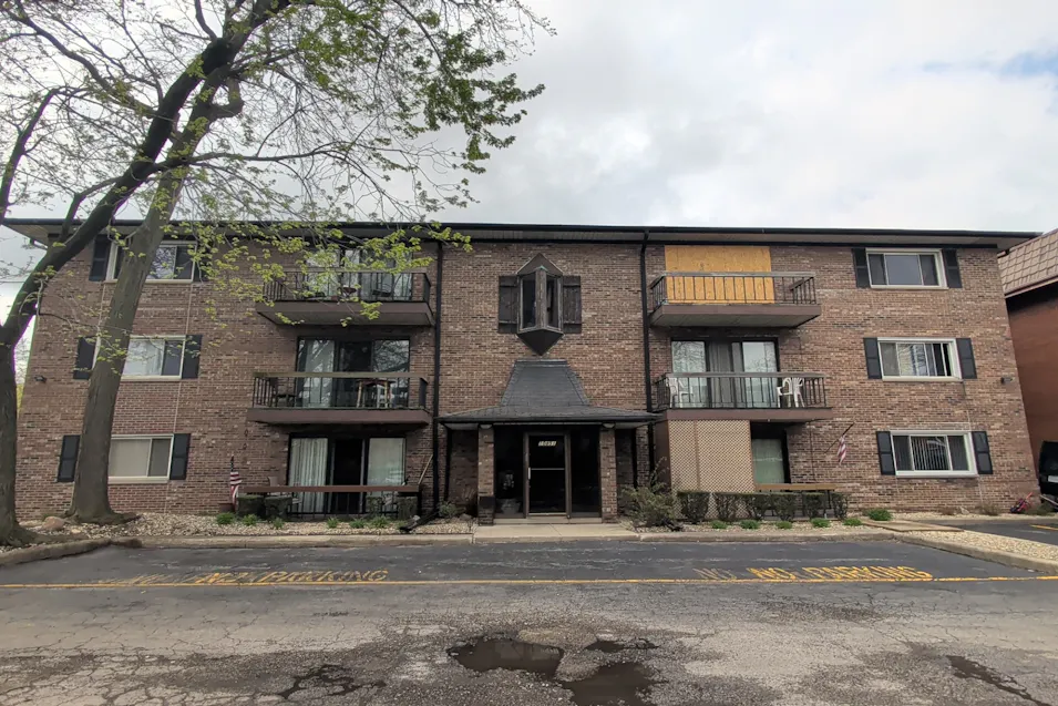 10851 S Keating Ave 3b Oak Lawn, IL 60453, Cook County