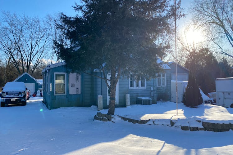 5135 Grand Ave Gurnee, IL 60031, Lake County