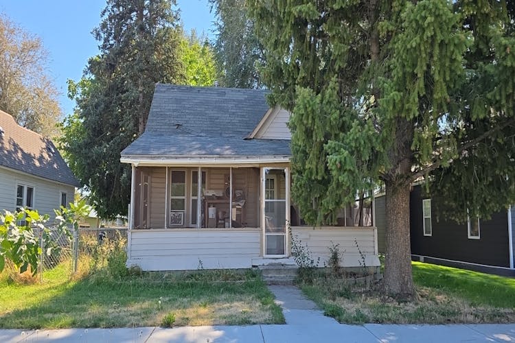 223  E Galloway Ave Weiser, ID 83672, Washington County
