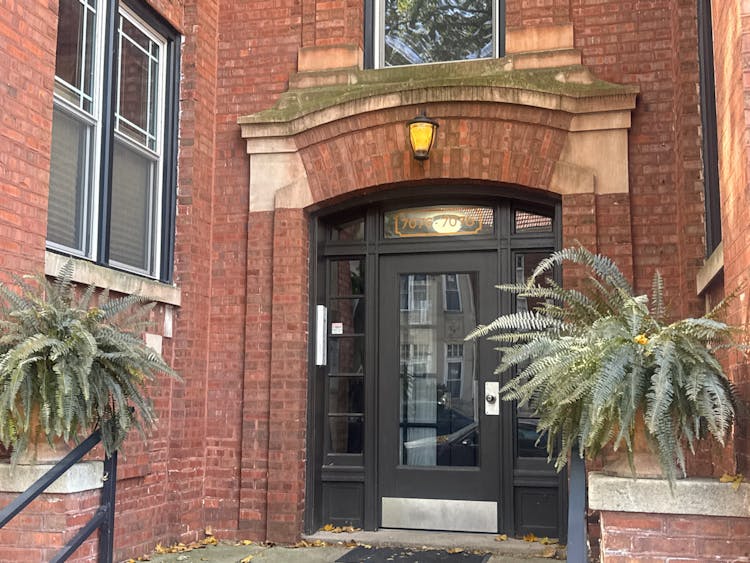 7078 N Ashland Blvd, Unit 2 Chicago, IL 60626, Cook County