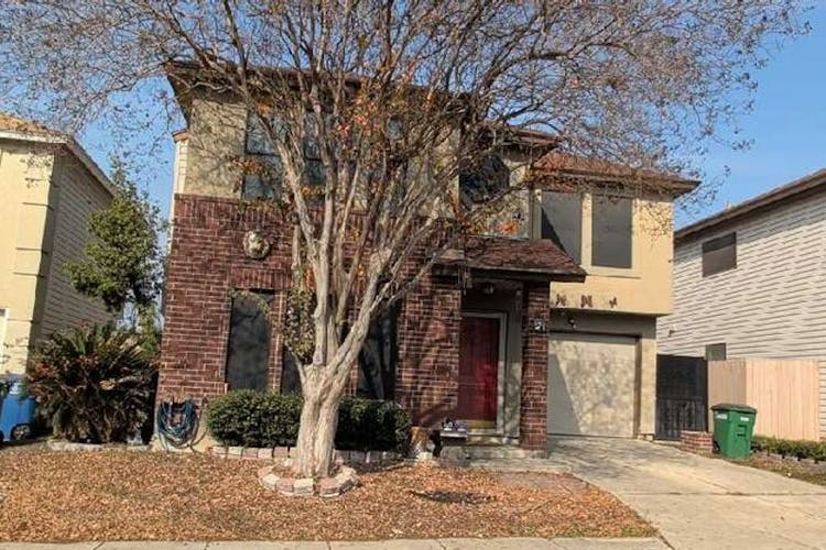 27 Messenger Crk San Antonio, TX 78238, Bexar County