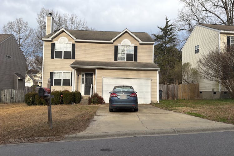 140 Bay Front Dr Chapin, SC 29036, Lexington County