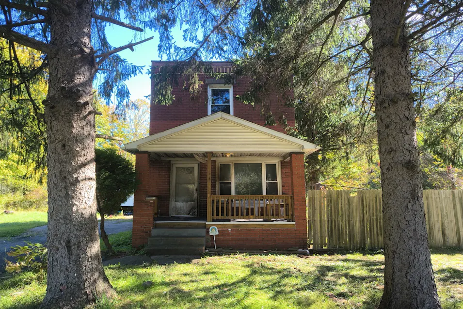 1527 Liberty Road Youngstown, OH 44505, Mahoning County