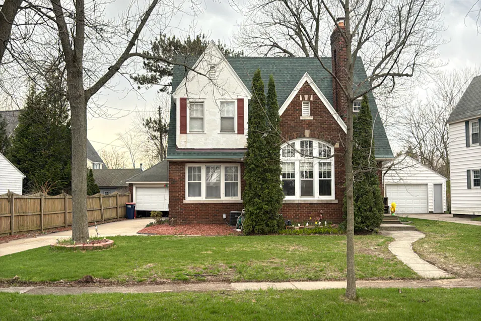 1177 Cornell Rd Muskegon, MI 49441-3830, Muskegon County