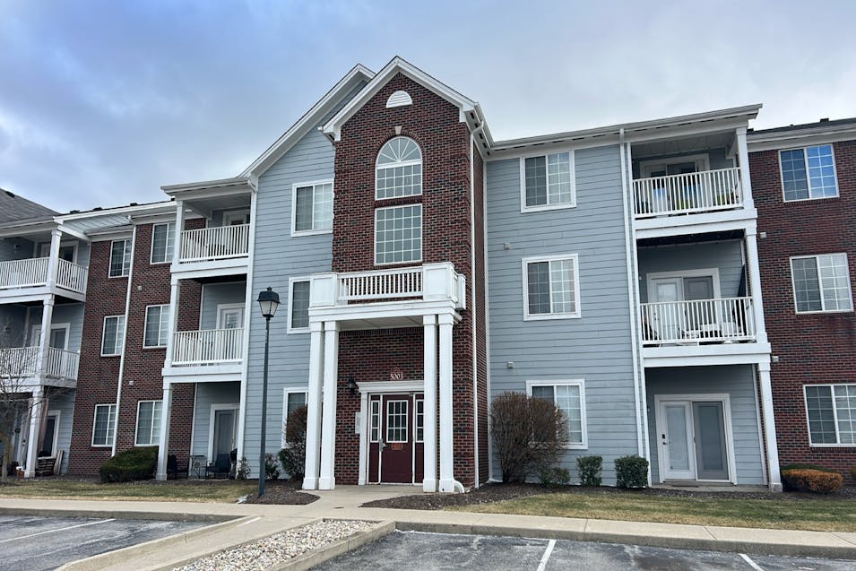5003 Amber Creek Pl Apt 206 Indianapolis, IN 46237, Marion County