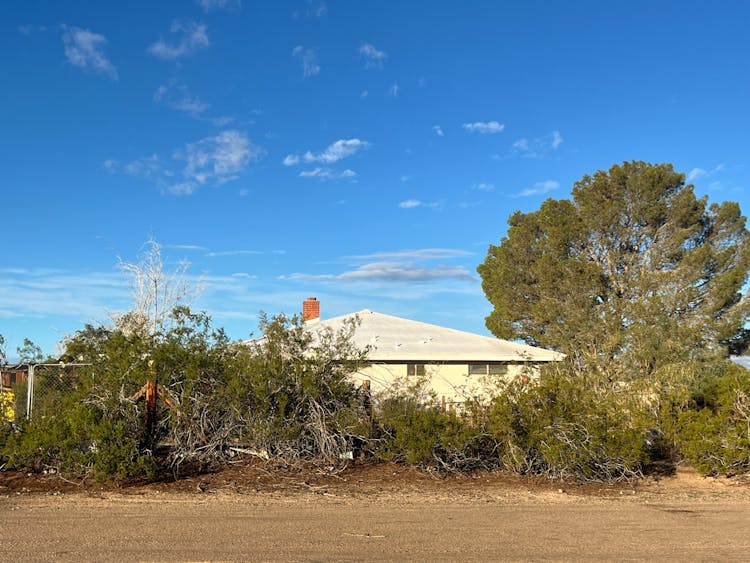 1749 S Valley View Dri Ridgecrest, CA 93555, Kern County