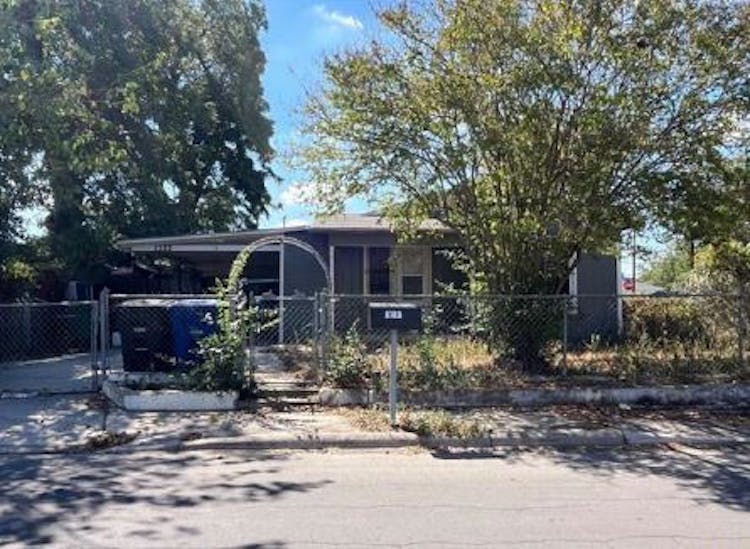 1322 W Mayfield Blvd San Antonio, TX 78211, Bexar County