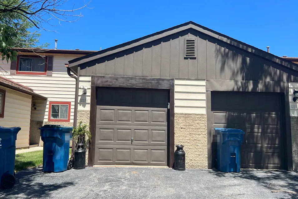 1223 Cedarwood Dr C Crest Hill, IL 60403, Will County
