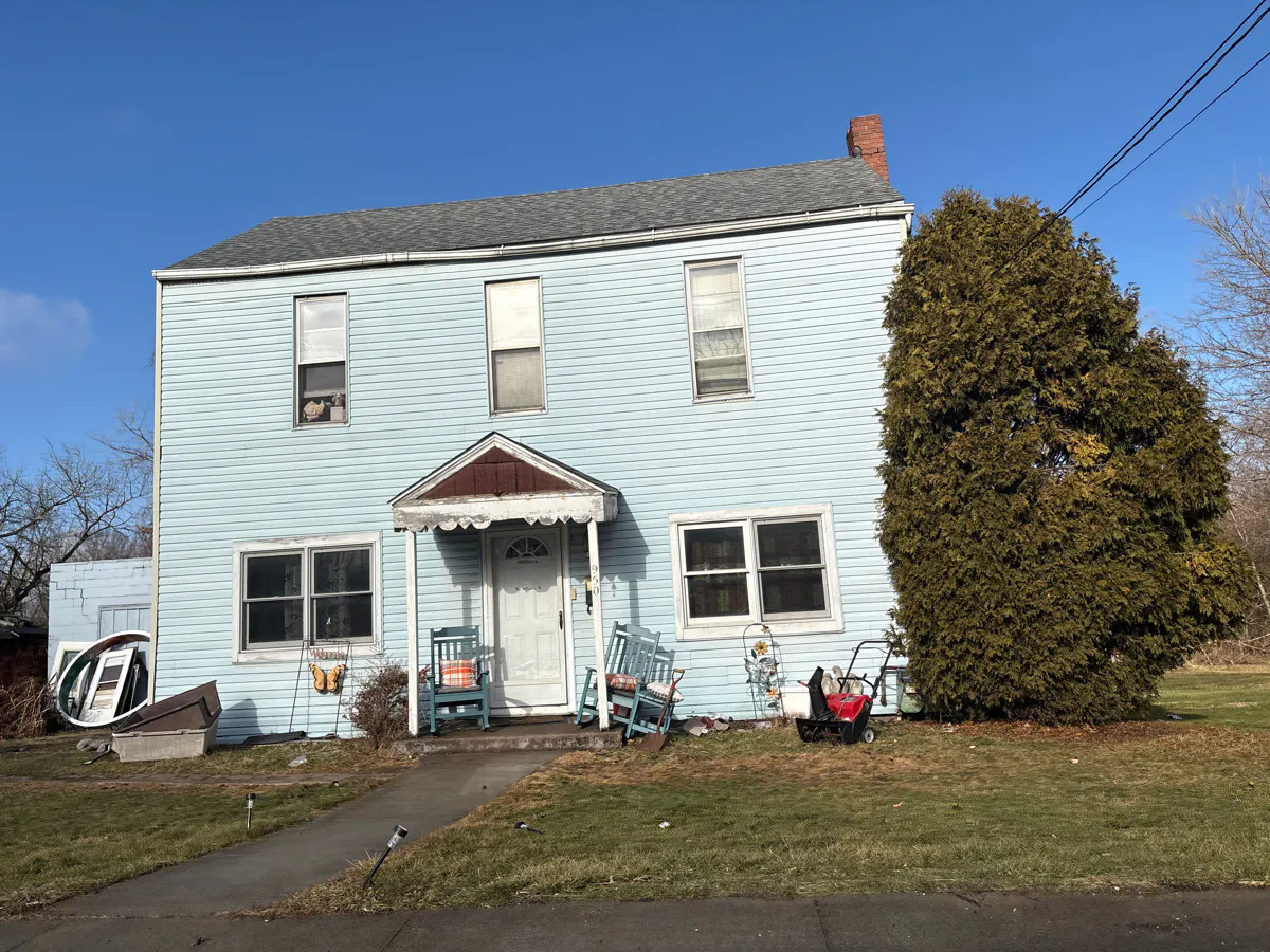 Walnut Ave, Alliance, OH 44601