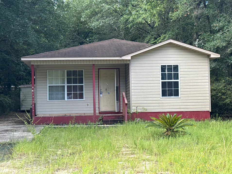 111 W Chaffin Ave Defuniak Springs, FL 32433, Walton County