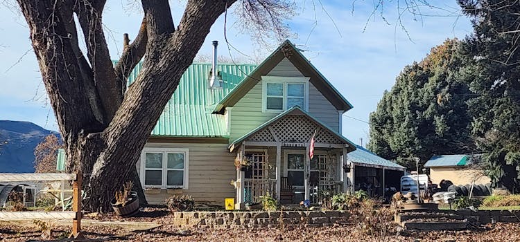 15 S 1st St Cambridge, ID 83610, Washington County