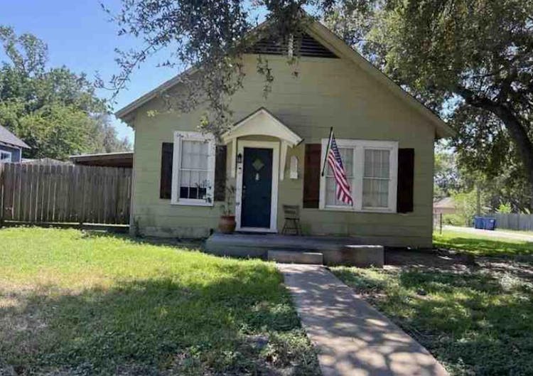 400 N Stevenson St Eagle Lake, TX 77434, Colorado County