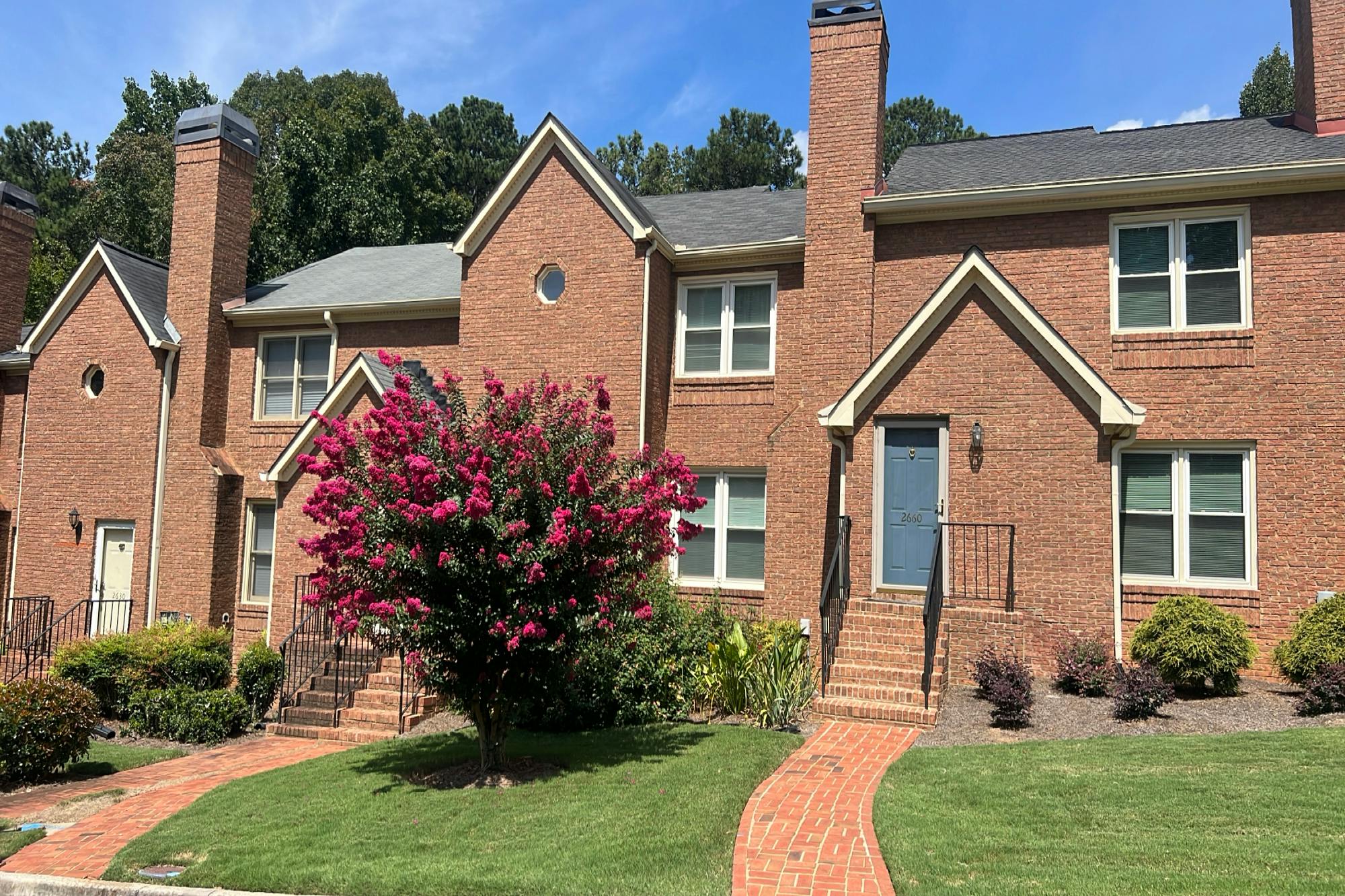 Holcomb Springs Dr, Alpharetta, GA 30022