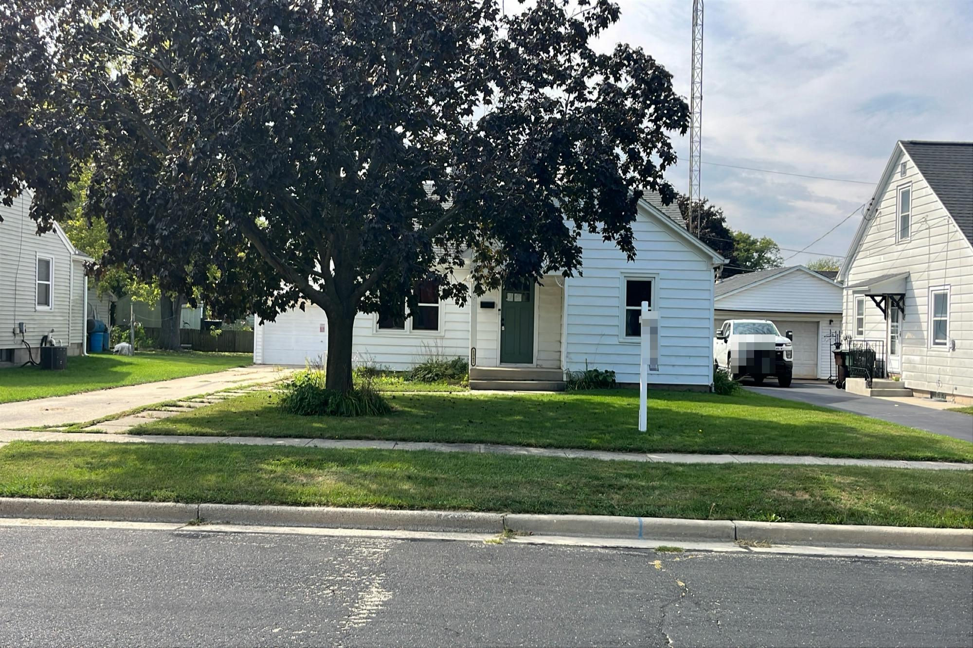 Kalispell St, Commerce City, CO 80022