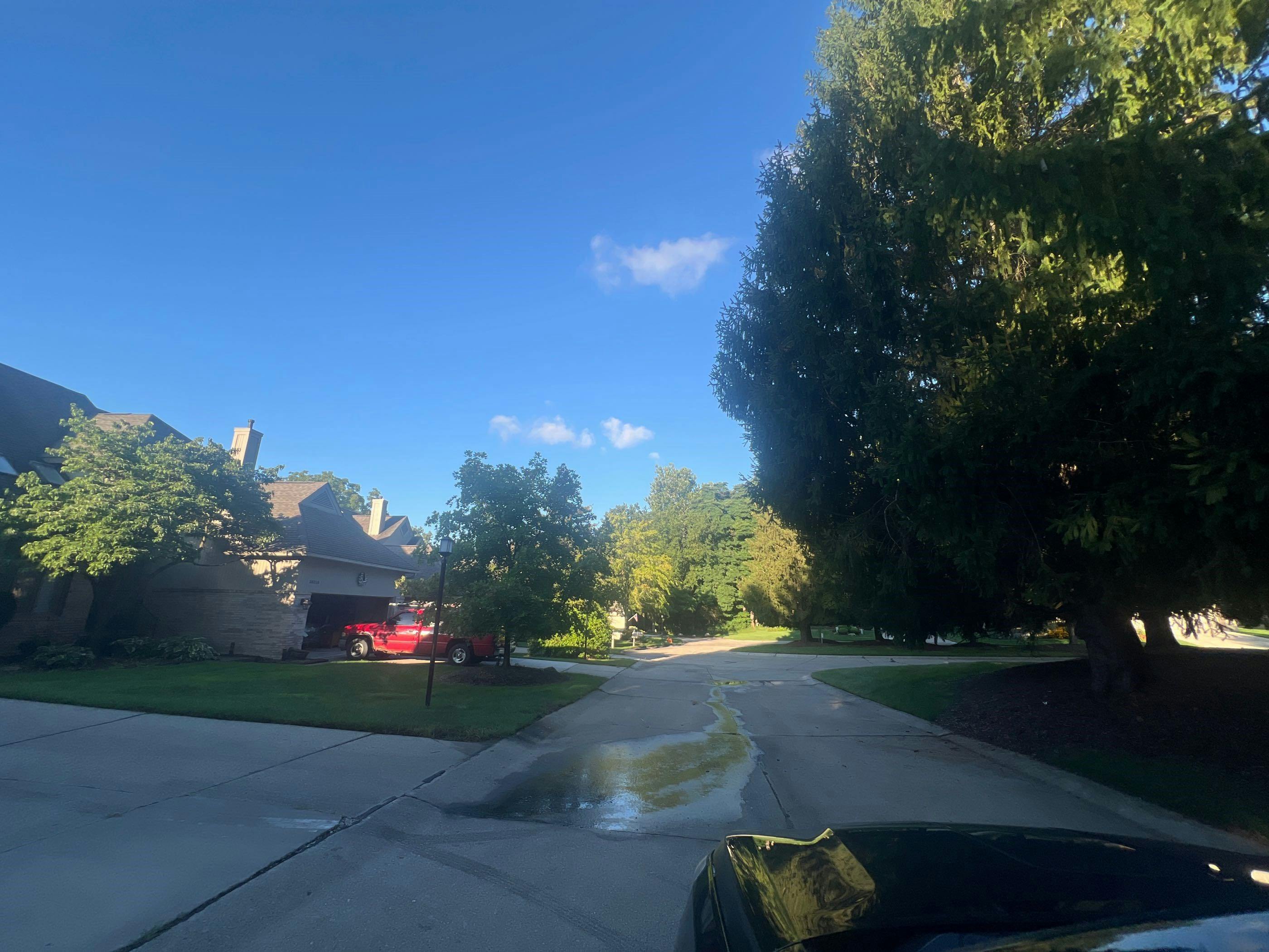 Golfview Dr, Farmington Hills, MI 48331