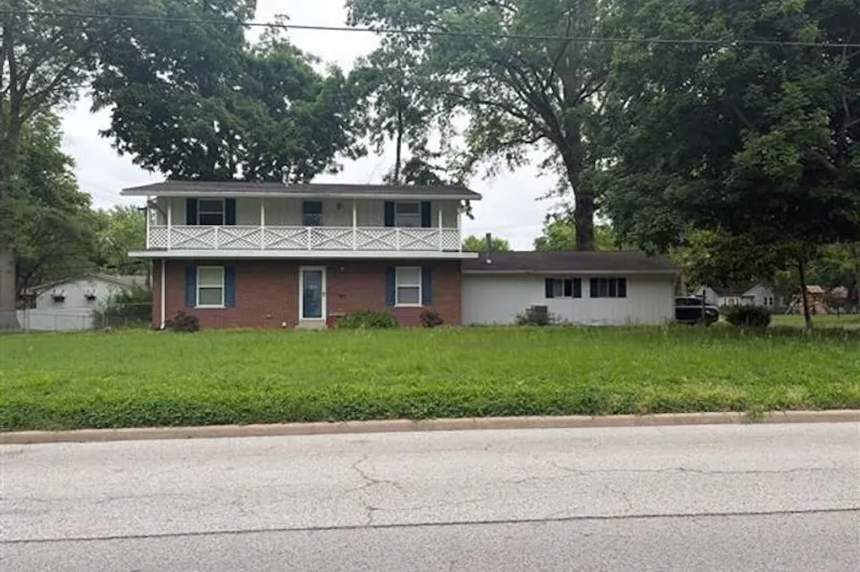 202 North 6th Street Mascoutah, IL 62258, St. Clair County