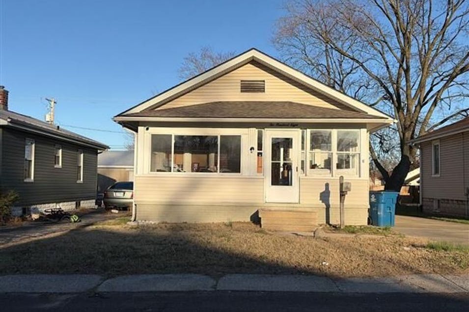 208 Lincoln Ave East Alton, IL 62024, Madison County