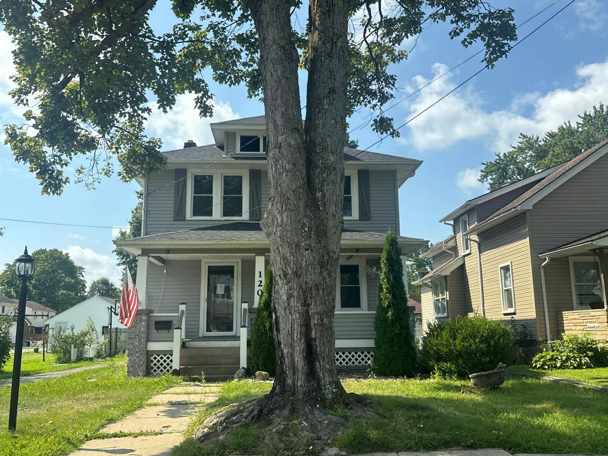 Orchard St, Newton Falls, OH 44444