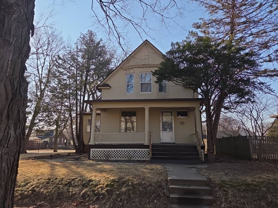 2454 19th Avenue Rock Island, IL 61201, Rock Island County