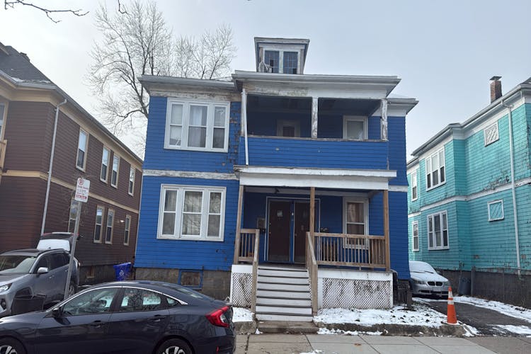 35 Floyd Street Dorchester (Boston), MA 02124, Suffolk County