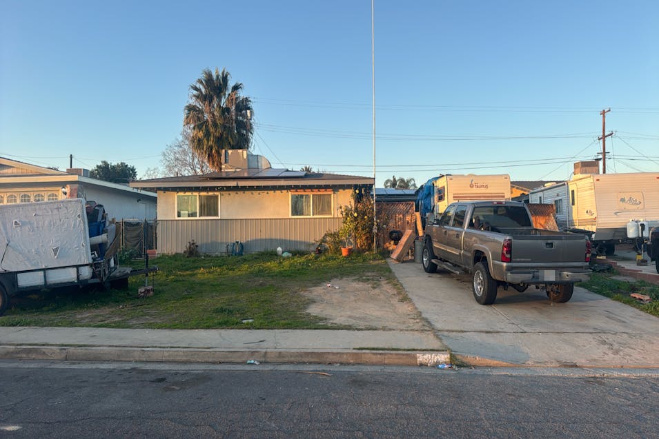 904 Portal Ave Bakersfield, CA 93308, Kern County