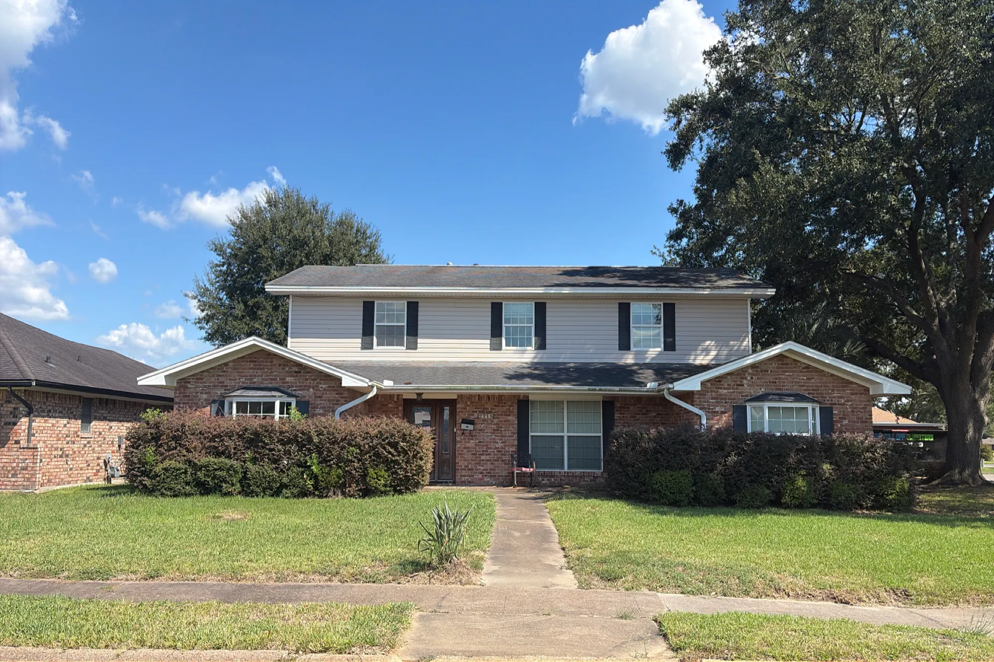Mary Ln, Port Neches, TX 77651