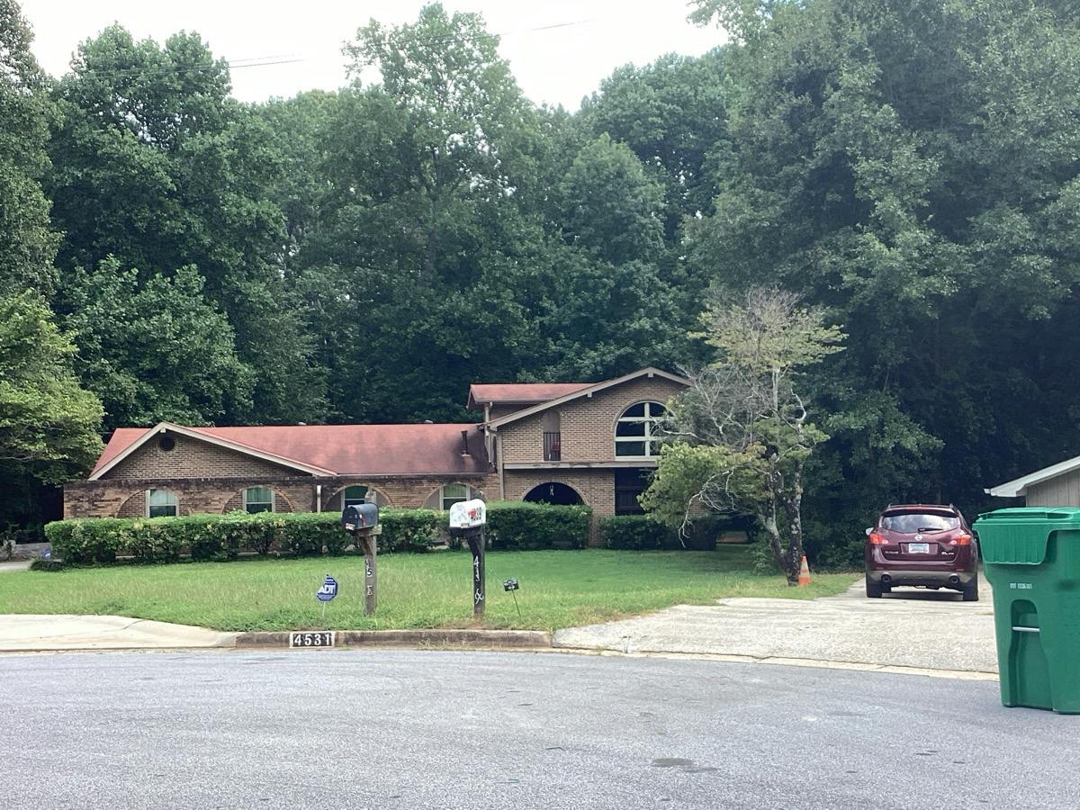 Riverwood Cir, Decatur, GA 30035