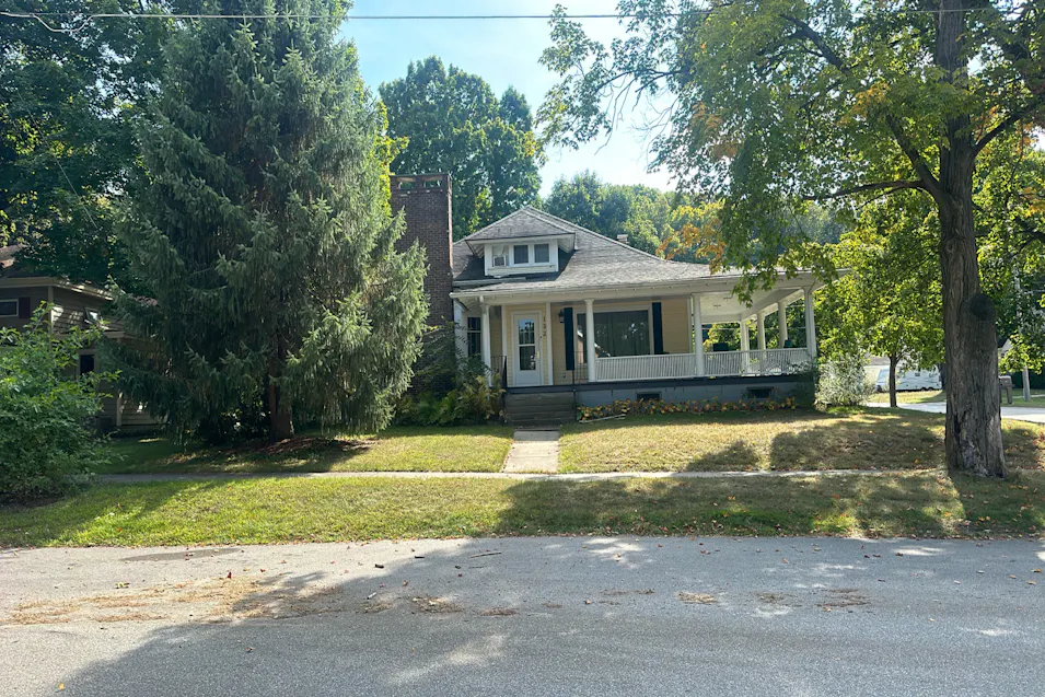 132 E Wood St Newaygo, MI 49337, Newaygo County