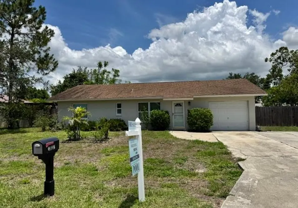 13032 8th St Fort Myers, FL 33905, Lee County