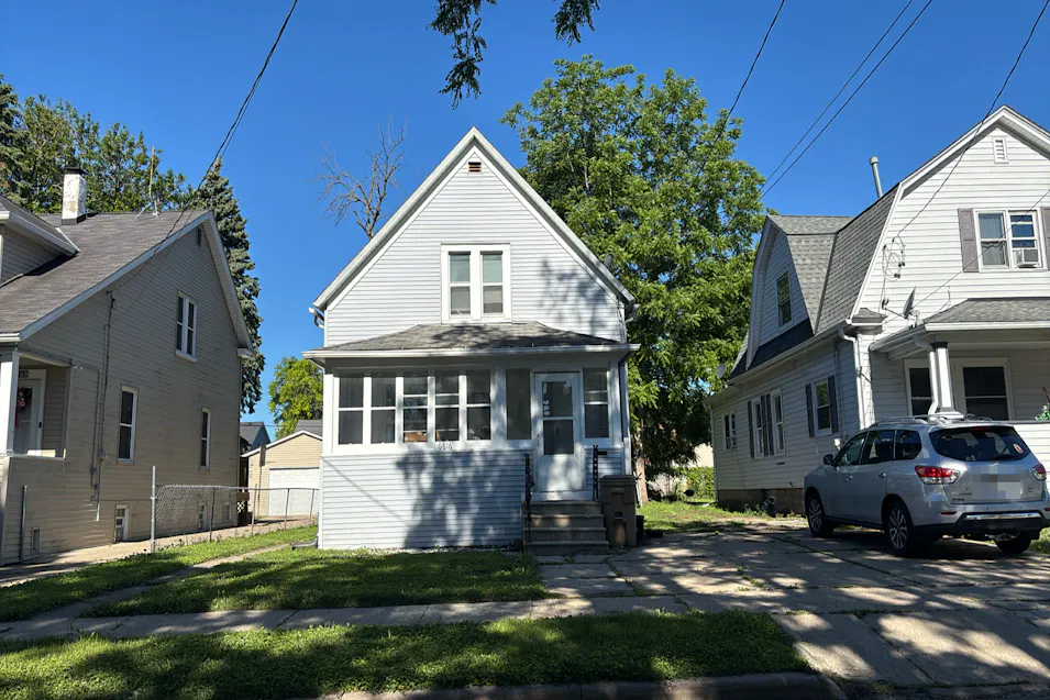 6616 19th Ave Kenosha, WI 53143, Kenosha County