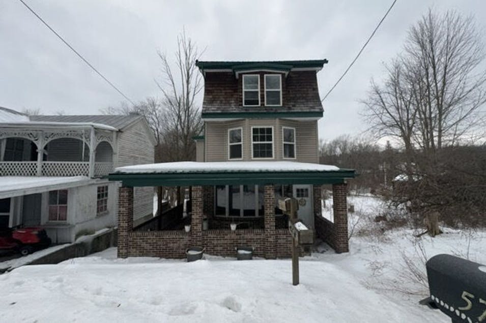 570 Pine Creek Drive Rush, PA 18214, Schuylkill County