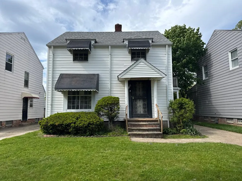 3855 Covington Rd South Euclid, OH 44121, Cuyahoga County