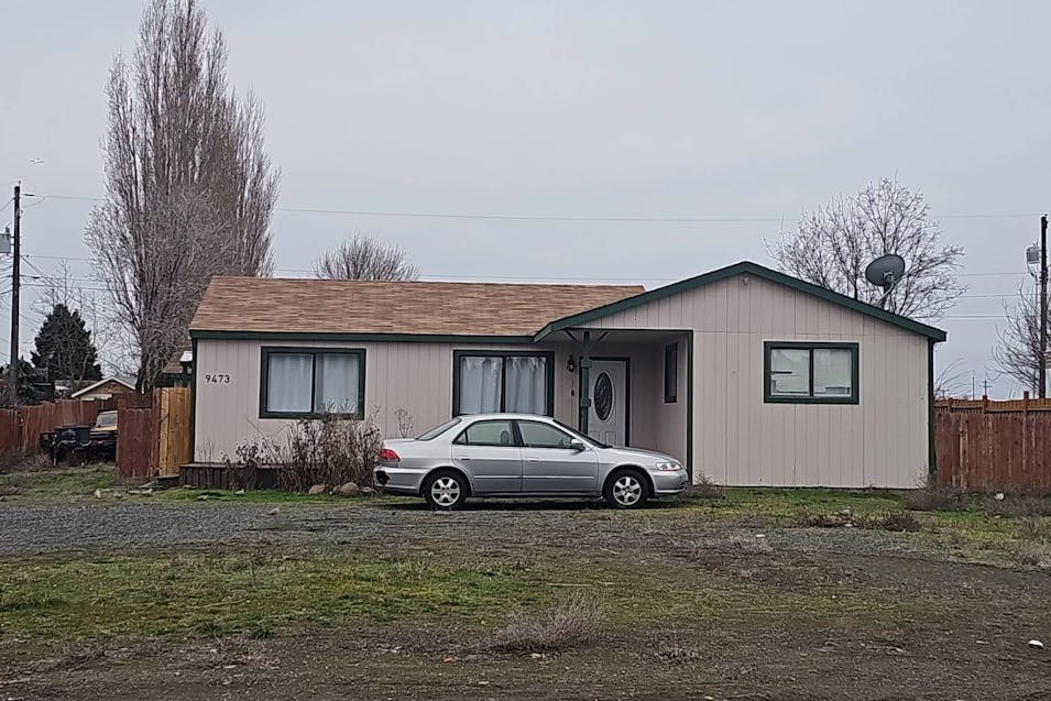 9473 Maple Dr NE Aka 9473 NE Maple Dr Moses Lake, WA 98837, Grant County