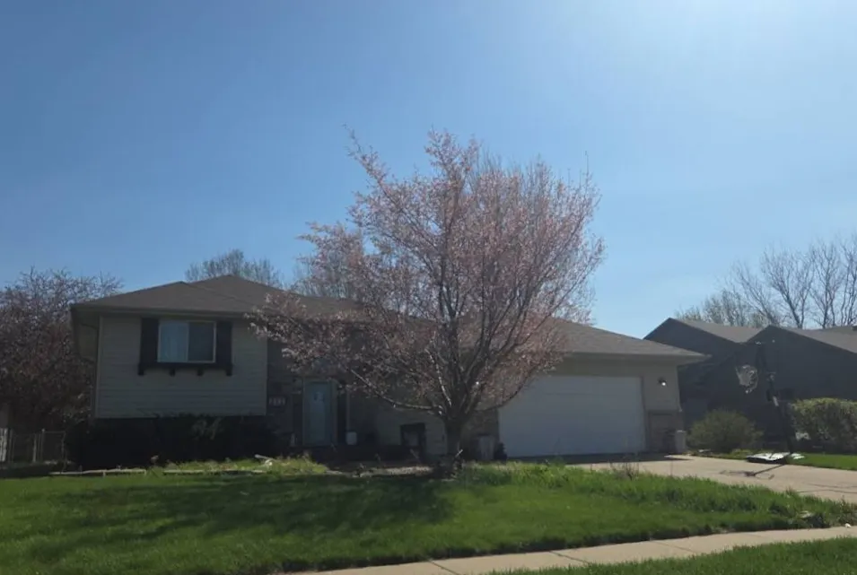 7001 W 32nd St Sioux Falls, SD 57106, Minnehaha County