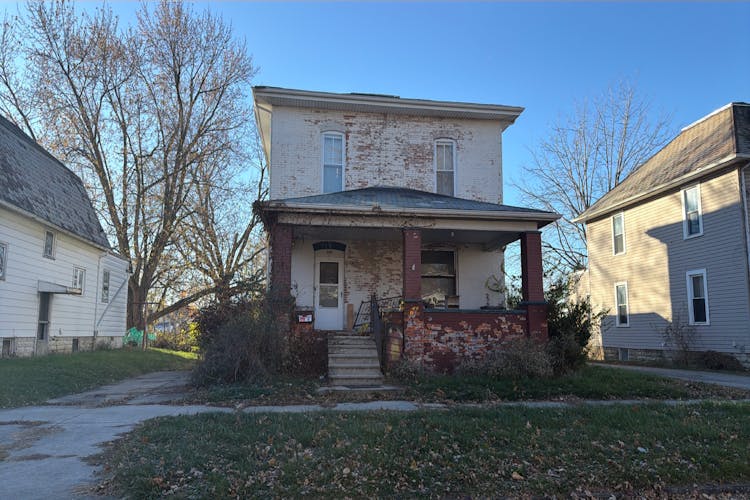 225 E S St. Fostoria, OH 44830, Seneca County