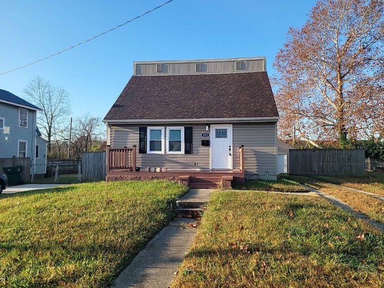 223 Sycamore Avenue Newport News, VA 23607, Newport News City County