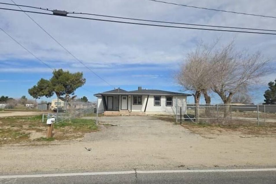 10829 E Avenue S Littlerock, CA 93543, Los Angeles County