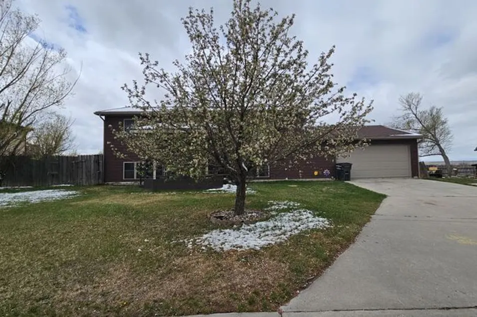 328 Willow Creek Dr Wright, WY 82732, Campbell County