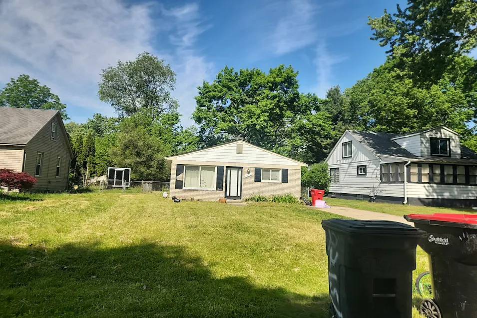 22151 Poinciana St Southfield, MI 48033, Oakland County