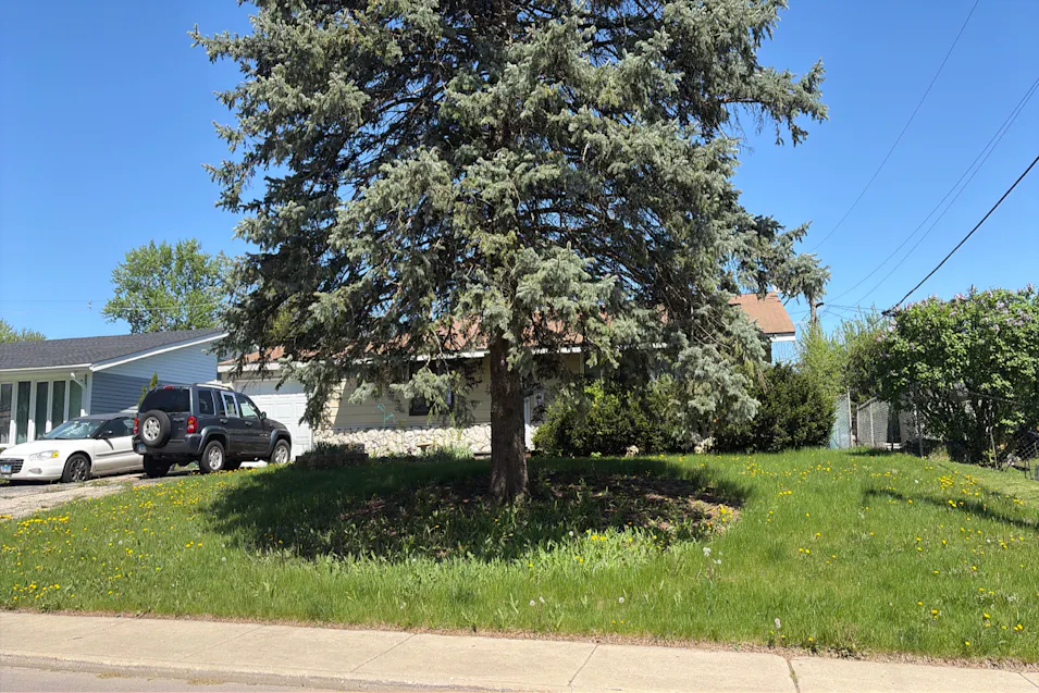 102 Madera Circle Carpentersville, IL 60110, Kane County