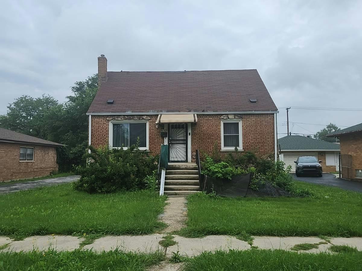 Emerald Ave, Harvey, IL 60426
