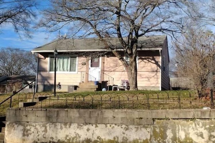 5 Kathy Avenue Coventry, RI 02816, Kent County