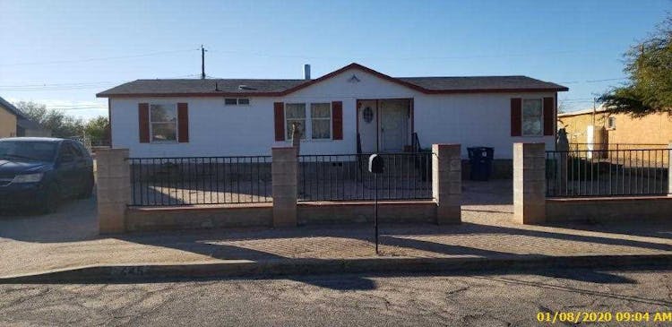 445w Montana Street Tucson, AZ 85706, Pima County