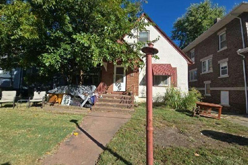 Carpenter St, Moberly, MO 65270