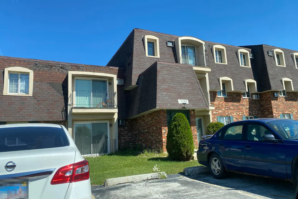 17951 Huntleigh Ct Country Club Hills, IL 60478, Cook County
