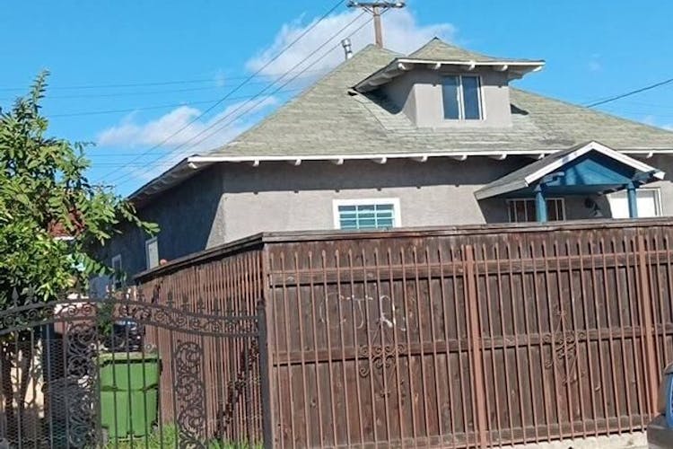 1665 E. 43rd Street Los Angeles, CA 90011, Los Angeles County