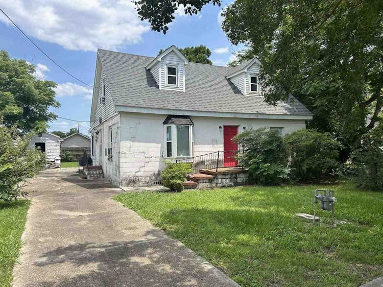 1045 Ave B Westwego, LA 70094, Jefferson County