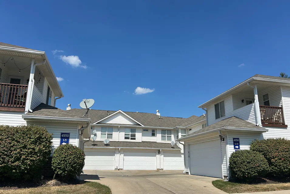 4950 Potomac Square Way Unit 4 Indianapolis, IN 46268, Marion County